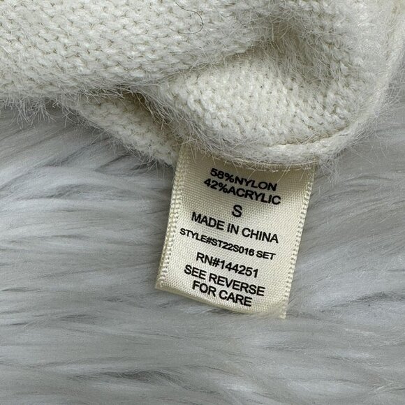 Sincerely Jules Women's Ivory V-Neck Soft Button Crop Cardigan Sweater S/C34 - Picture 8 of 12